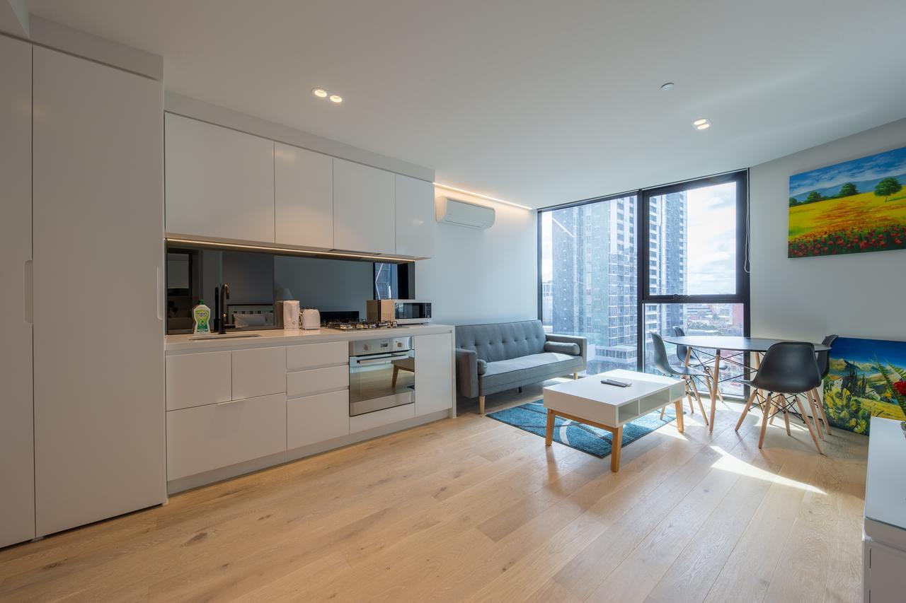 Light Tower Apartment Мелбърн Екстериор снимка