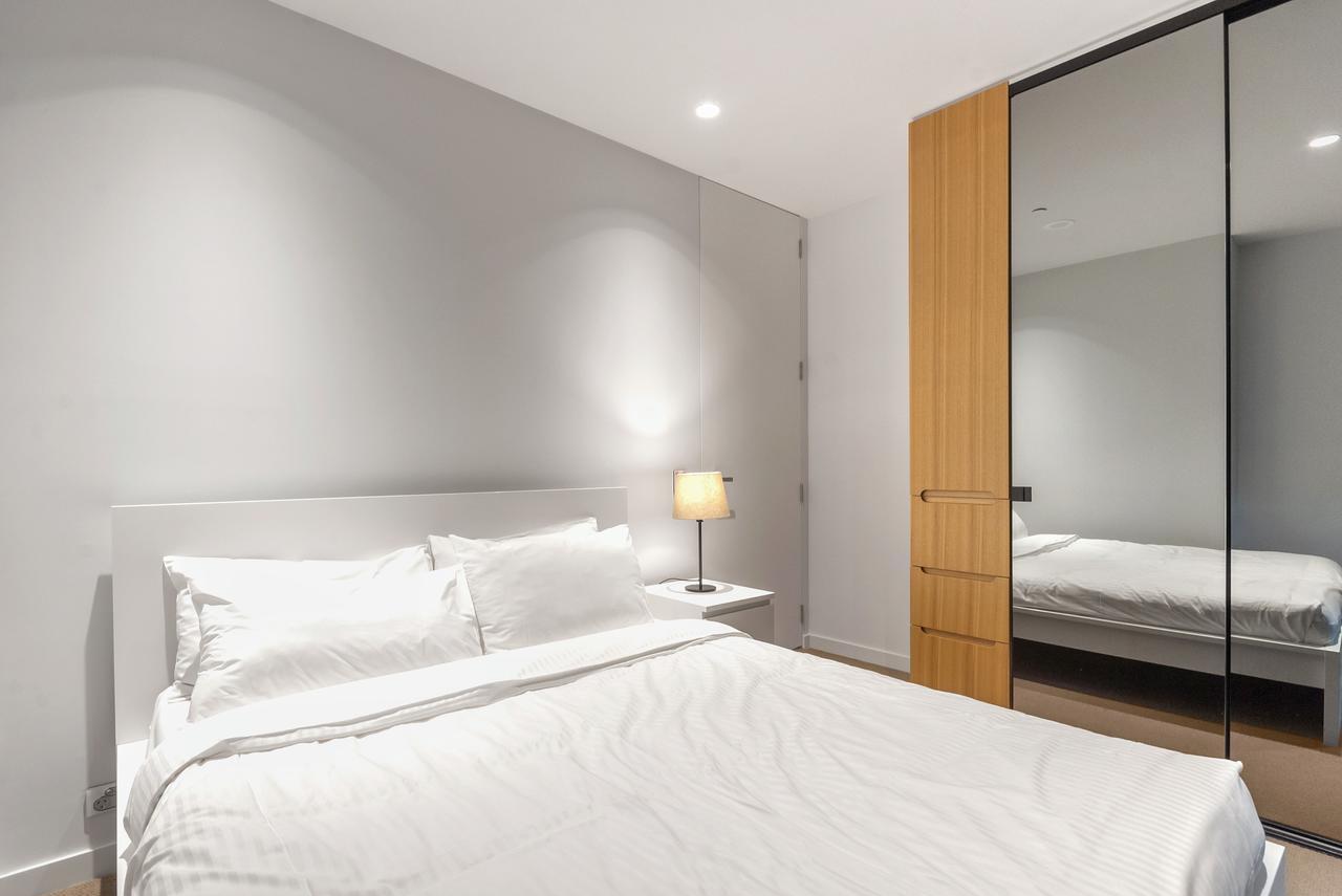 Light Tower Apartment Мелбърн Екстериор снимка